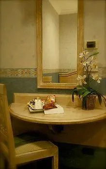 Piccolo Imperiale Bed and Breakfast Rome Bed & Breakfast