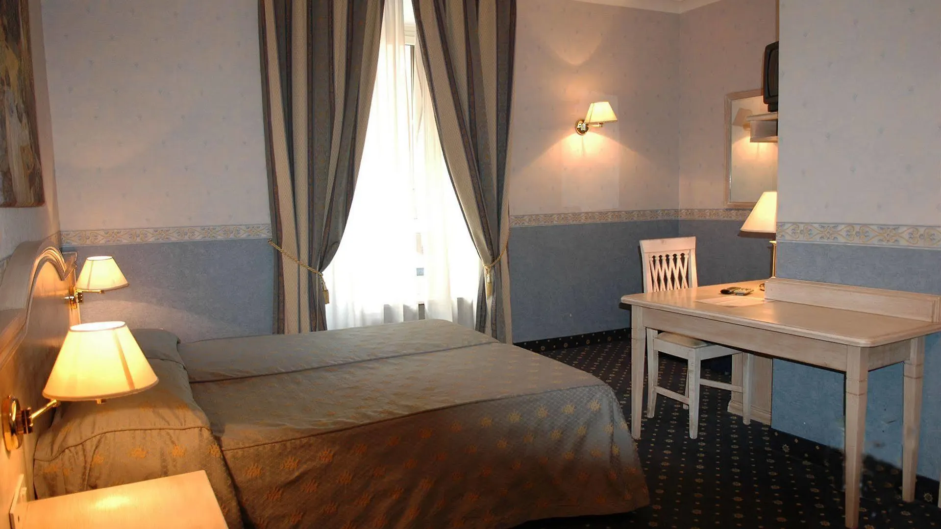 Piccolo Imperiale Bed and Breakfast Rome 2*,
