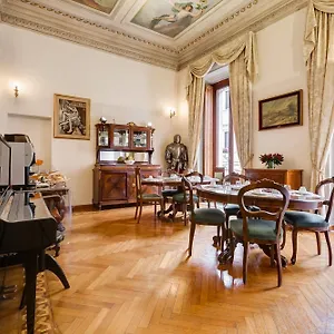 לינה וארוחת בוקר Affreschi Su Luxury, רומא